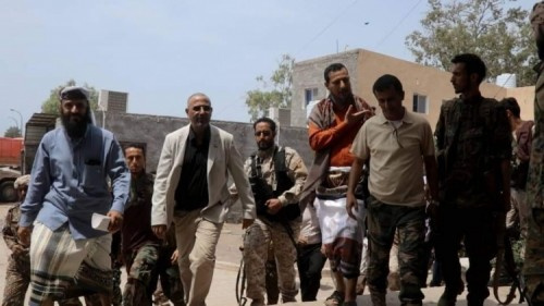 الرئيس الزُبيدي يتفقد معسكر الشعب بـ#العاصمة_عدن ويشيد بإنجازات ألوية الدعم والإسناد (صور)