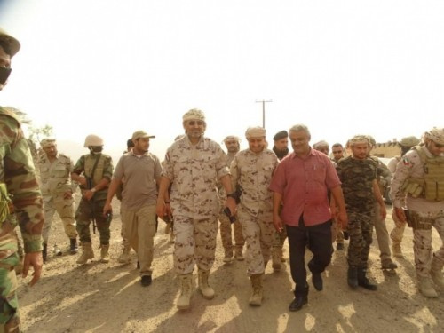 الرئيس الزُبيدي وقائد التحالف العربي يتفقدان معسكري اللواء الخامس دعم وإسناد بردفان واللواء العاشر صاعقة في المسيمير