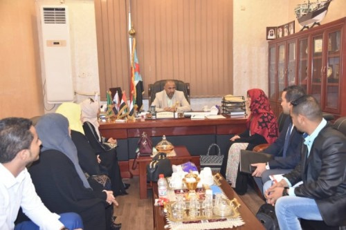 الرئيس الزُبيدي يلتقي وفد منظمة نداء جنيف