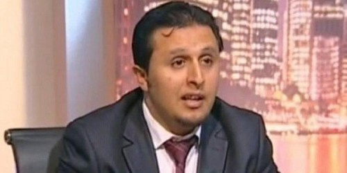 إخواني يلوح بأعمال عنف وفوضى وتخريب بسقطرى على خلفية تزويد #التحالف_العربي الحزام الأمني بأطقم عسكرية