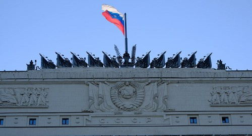 الدفاع الروسية تنفي معلومات حول قصفها أحد الأسواق في سوريا