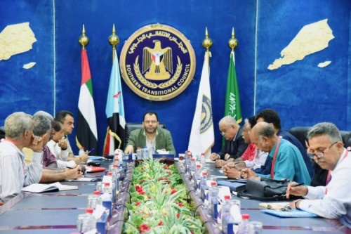 لجنة #المجلس_الانتقالي للإغاثة والأعمال الإنسانية تعقد اجتماعها الدوري برئاسة الكاف