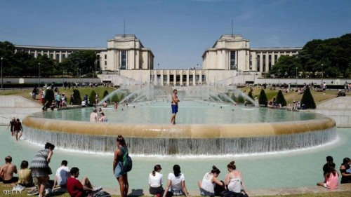 موجة الحر تصل دول شمال أوروبا