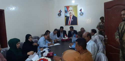 لملس يتفقد العمل في انتقالي لحج ويترأس الاجتماع الموسع للهيئة التنفيذية ورؤوساء القيادات المحلية في المديريات