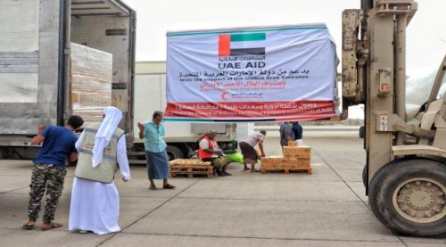 وصول طائرة شحن إماراتية إلى #العاصمة_عدن تحمل أطنان من الأدوية والمستلزمات الطبية