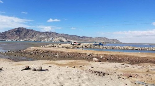 توتر غرب #العاصمة_عدن بين قوات #الحـزام_الامني وقوة موالية للحكومة #اليـمنية