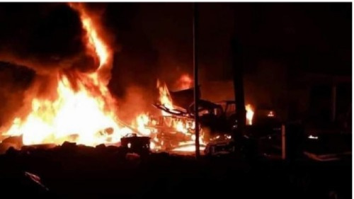 عـاجــل.. غارة جوية لطيران التحالف تستهدف عناصر إرهابية كانت في طريقها إلى عـدن