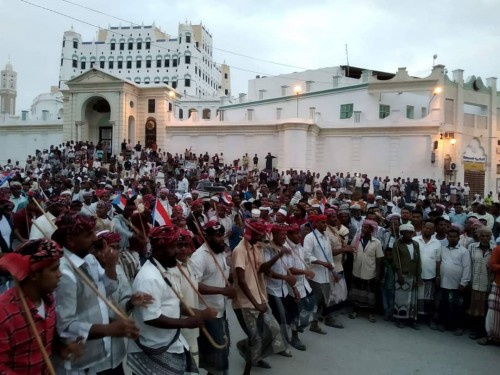 رداً على عنجهية القوات الشمالية.. تظاهرات حاشدة بسيئون تطالب برحيل المنطقة الأولى من وادي #حضـرموت