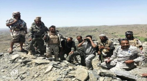 قائد الحزام الامني بلحج يتفقد الخطوط الامامية بجبهة الحد الحدودية