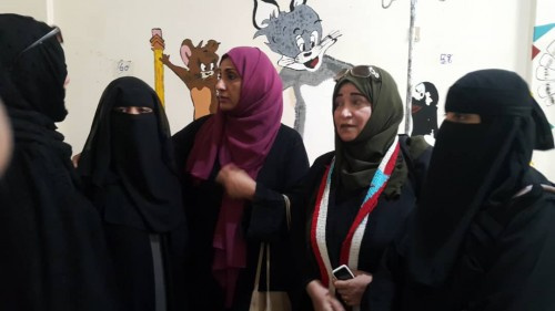 دائرة المرأة والطفل بـ#المجلس_الانتقالي تتفقد الجريحة ريام