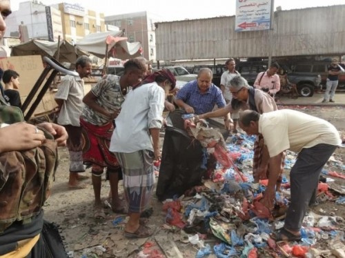 الوالي والشيبة يناقشان مع مدارء مديريات #العاصمة_عدن الترتيبات اللازمة لتدشين حملة النظافة الشاملة في عموم المديريات