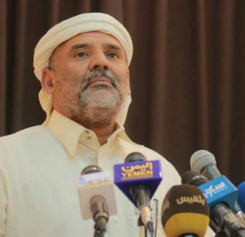 الوكيل الكثيري يصدر اوامره للمنطقة العسكرية الاولى بحماية شركات النفط وقوات النخبة الحضرمية تمنعهم