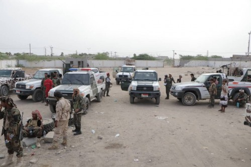 الحزام الأمني بأبين يدشن حملة منع حمل السلاح بالمحافظة