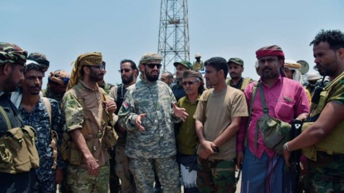 نائب رئيس #المجلس_الانتقالي يتفقد القوات الجنوبية في محافظة #أبين