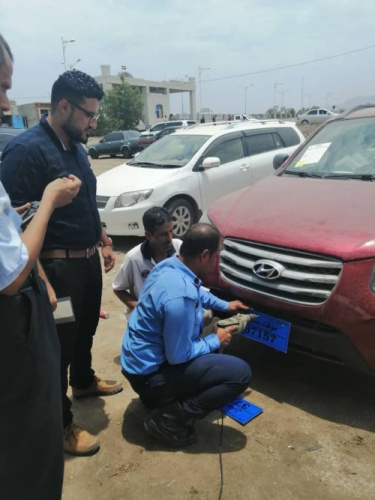 النخعي يؤكد عودة عمل مجمع الاصدار الالي ويطالب المواطنين باستكمال وثائقهم القانونية