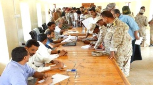 متحدث المنطقة العسكرية الرابعة يكشف عن إيقاف الشرعية لمستحقاتهم ومرتباتهم ويدعو اللجنة السعودية الإماراتية للتحقيق في ذلك