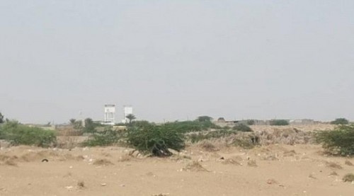 قصف حوثي مكثف على مواقع القوات المشتركة في الدريهمي ب#الحـديدة