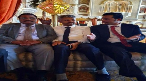 صحيفة "العرب" : مسقط والدوحة توسّعان دائرة الاستقطاب لقيادات الشرعية في #اليـمن
