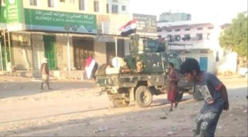 عاجل.. مليشيا الاصلاح تطلق الرصاص على متظاهرين سلميين في #شبـوة