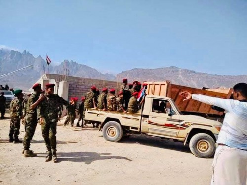 أبناء سقطرى يرفضون الاستسلام لحزب الإصلاح (اخوان #اليمن).. ويؤكدون مساندتهم للقيادات الامنية