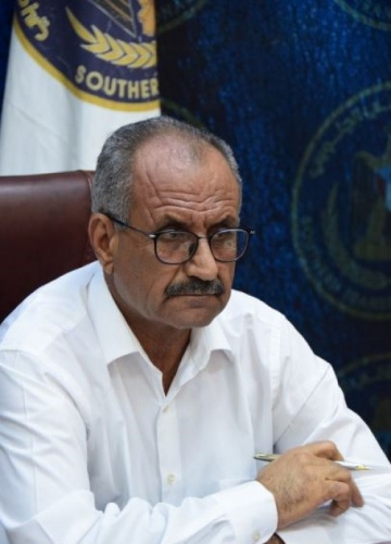 قيادي جنوبي: الاخونج يزيفون موقف الانتقالي من شرعية هادي تجسيدا لفرق تسد