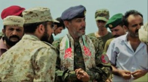 قيادة الدعم والإسناد تتفقد الجنود المرابطين غرب #العاصمة_عدن
