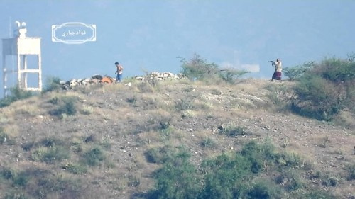 شاهدبـ(الفيديو).. لحظة اقتحام القوات المسلحة الجنوبية لمتارس المليشيات الحوثية في حجر شمال غربي #الضالع