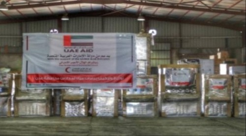 الهلال الإماراتي يبدأ حملة توزيع برادات المياه لمدارس محافظة عدن