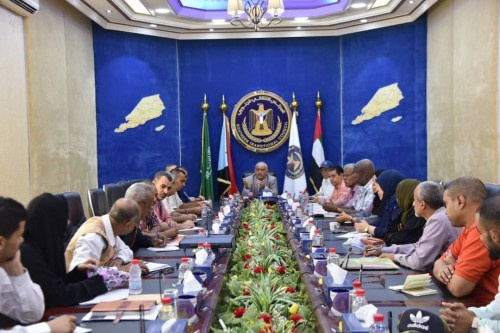 الوالي يترأس إجتماعاً هاماً للجنة الإغاثة والأعمال الإنسانية ب#المجلس_الانتقالي