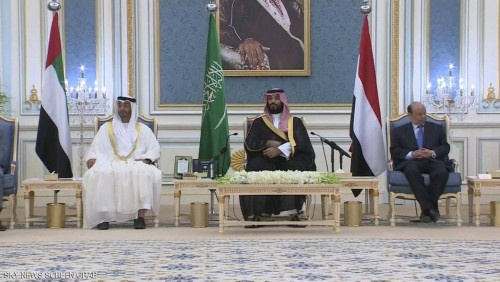 عاجل.. توقيع اتفاق الرياض بين الحكومة اليمنية و#المجلس_الانتقالي