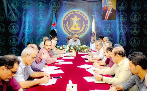 الأمانة العامة بالانتقالي تستعرض تقارير دوائرها وتقف أمام متطلبات المرحلة الراهنة