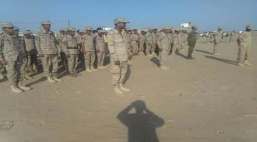 قائد اللواء 12 صاعقة يوجه برفع الجاهزية العسكرية لقوات اللواء في معسكر العوبان بأبين