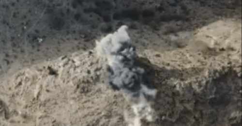 عشرات القتلى والجرحى وتدمير آليات عسكرية تابعة لمليشيات #الحوثي في البرح غرب #تعز