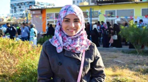 فنانة عدنية تنال جائزة اممية في قمة نيروبي العالمية