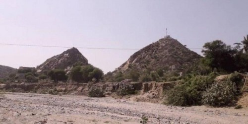 منظمة "كير" العالمية تُجري مسوحات لعمل مصدات لمواجهة السيول بلحج