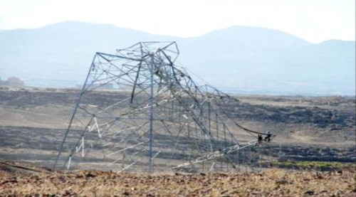 بعد هزائمها المتكررة.. مليشيا #الحوثي تدمر أبراج وخطوط كهرباء #الضالع