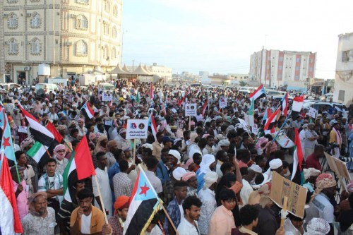 المهرة تقييم فعالية جماهيرية تأييداً لاتفاق #الرياض وتنديدا بالعناصر المعرقلة (صور)