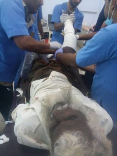 استشهاد امرأة وإصابة زوجها بانفجار لغم حوثي في منطقة المعقر بالساحل الغربي