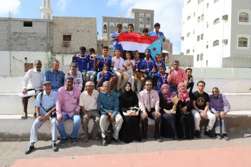 أقيم برعاية الانتقالي.. اختتام دوري كرة الطائرة لمدارس الشيخ عثمان