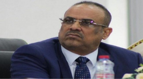 كاتب سعودي يحدد الجهات التي سيغادر لها الميسري بعد مسقط