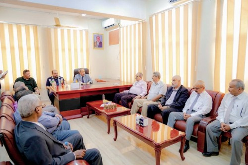 الجعدي يبحث مع رئيس مجلس القضاء الأعلى ورئيسي محكمة ونيابة الاستئناف سُبل استعادة هيبة الدولة وتطبيق القانون