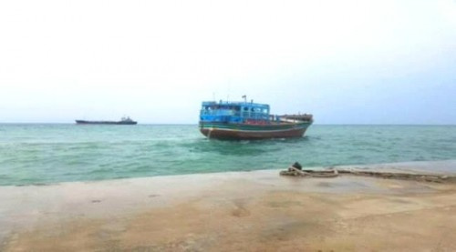 كانت في طريقها إلى سقطرى.. العثور على عبارة اختفت قبل أيام في بحر العرب