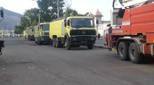 قدموا فيها عددا من المطالب الحاسمة لحكومة الشرعية.. وقفة احتجاجية لمنتسبي الداخلية أمام قصر معاشيق