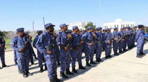 غدا.. وقفة احتجاجية حاشدة لمنتسبي الداخلية ب#العاصمة_عدن أمام قصر معاشيق