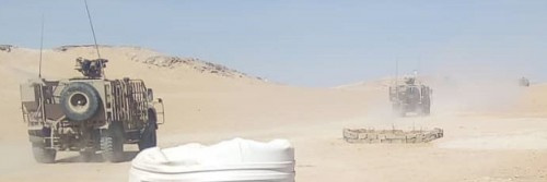 التحالف يدفع بقوة عسكرية إلى معسكر العلم شرق عتق