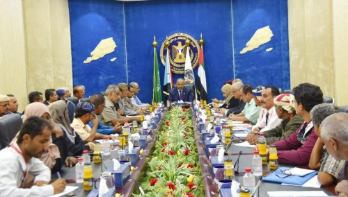 الرئيس الزُبيدي يترأس اجتماعاً للهيئة التنفيذية لانتقالي لحج