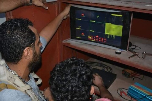 قوات الدعم والإسناد تعثر على غرفة مراقبة ومعمل تصنيع العبوات الناسفة بكريتر(صور)