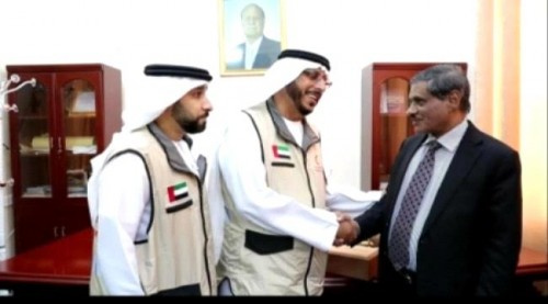 محافظ حضرموت يشيد بالدعم الإنساني للهلال الإماراتي للمحافظة