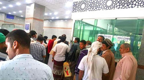 غدا .. صرف مرتبات النخبة الشبوانية عبر شركة العمقي