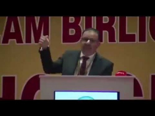 سكرتير "الأحمر" يشيد بالاحتلال التركي لليمن ويتمنى عودته !
